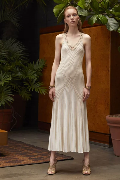 Look 28
